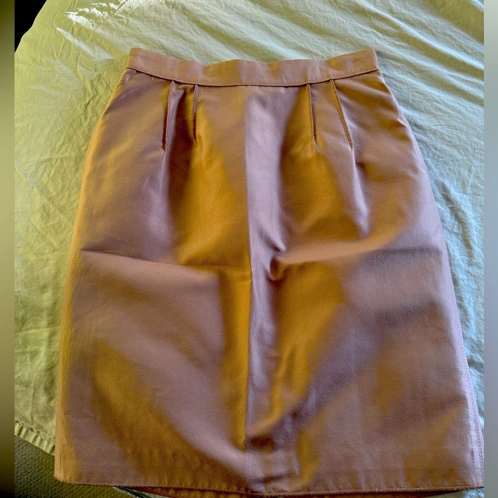 Dolce Gabbana pink silk lined skirt sz 46